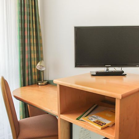 Hotel Hradok Jelsava Екстер'єр фото