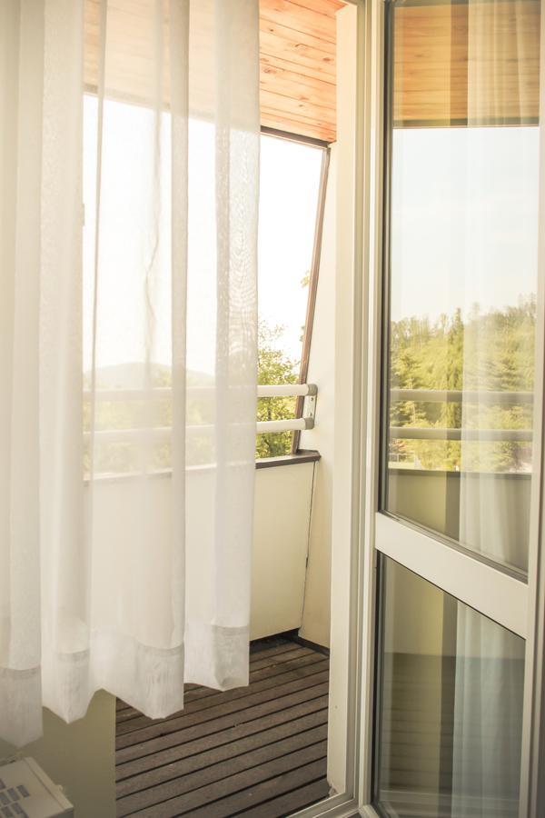 Hotel Hradok Jelsava Екстер'єр фото