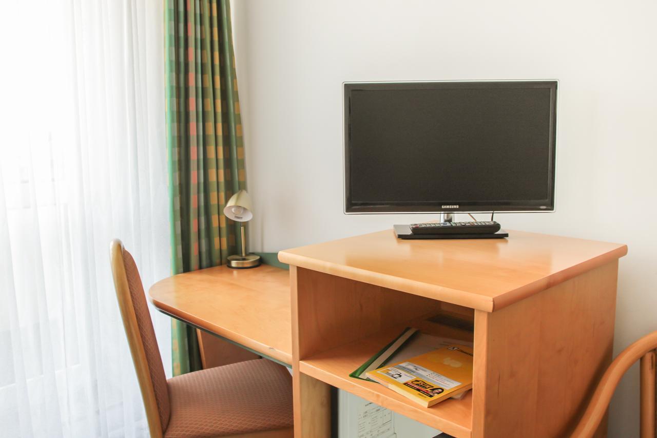 Hotel Hradok Jelsava Екстер'єр фото